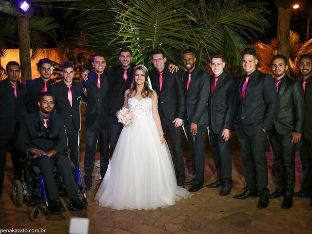 O casamento de Daniel e Daniella  em Uberlândia, Minas Gerais 16