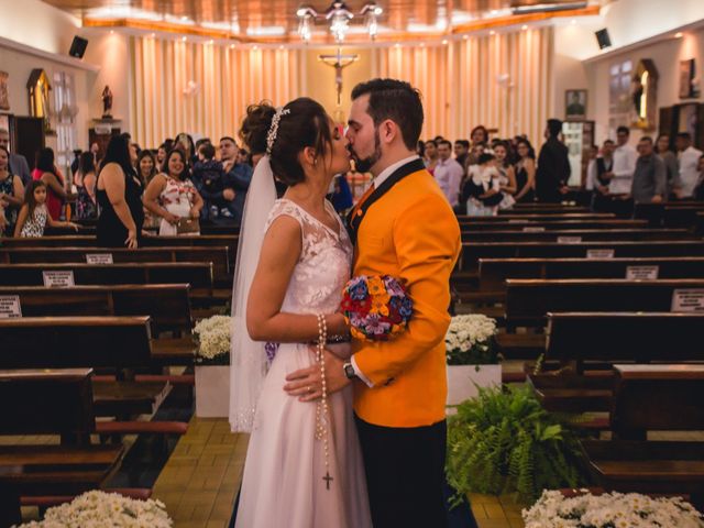 O casamento de Tarcilio e Natiele em Guarujá, São Paulo Estado 17