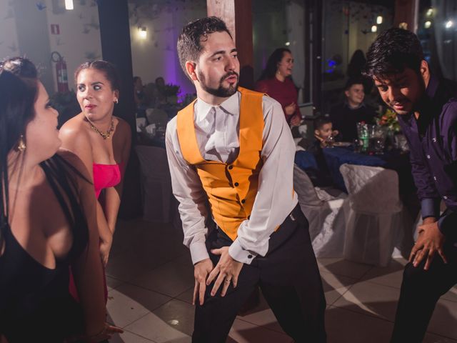 O casamento de Tarcilio e Natiele em Guarujá, São Paulo Estado 43