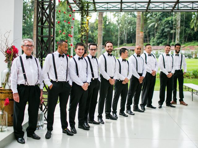 O casamento de Tiago e Amanda em Santa Isabel, São Paulo Estado 28