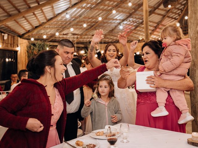 O casamento de Sidinei e Giovana em Curitiba, Paraná 96