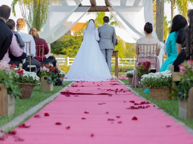 O casamento de Henrique e Raquel em Porto Alegre, Rio Grande do Sul 20