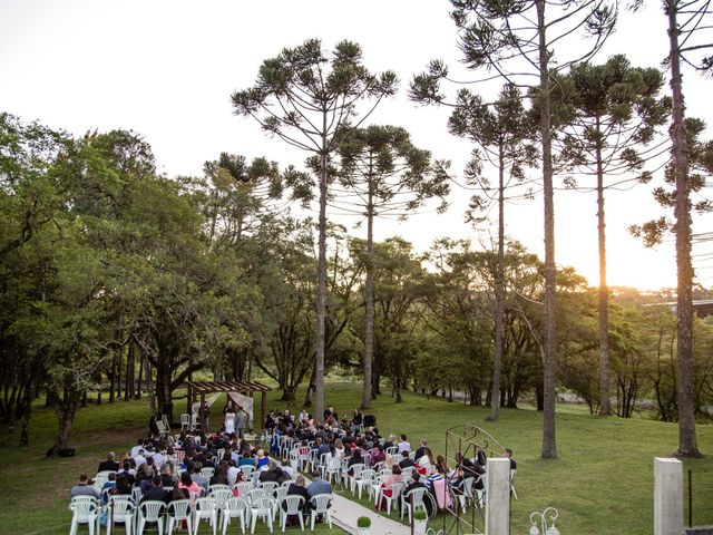 O casamento de Gesiel e Hellen em Curitiba, Paraná 22