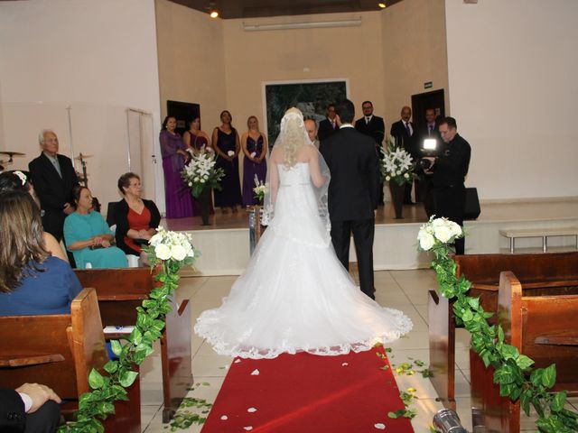 O casamento de André e Angela  em Cotia, São Paulo Estado 10