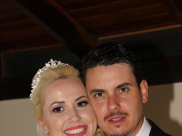 O casamento de André e Angela  em Cotia, São Paulo Estado 1