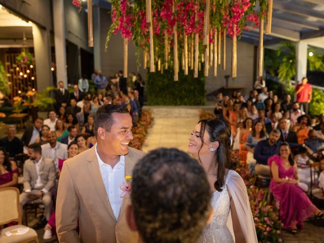 O casamento de Maxel e Monique em Salvador, Bahia 23