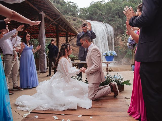 O casamento de Francis  e Débora  em Lagoinha, São Paulo Estado 2
