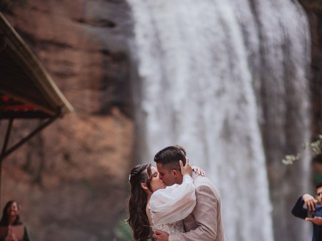 O casamento de Francis  e Débora  em Lagoinha, São Paulo Estado 3