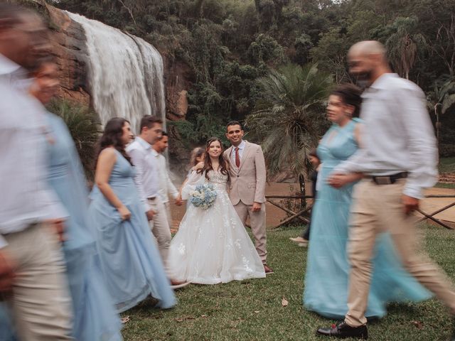 O casamento de Francis  e Débora  em Lagoinha, São Paulo Estado 4