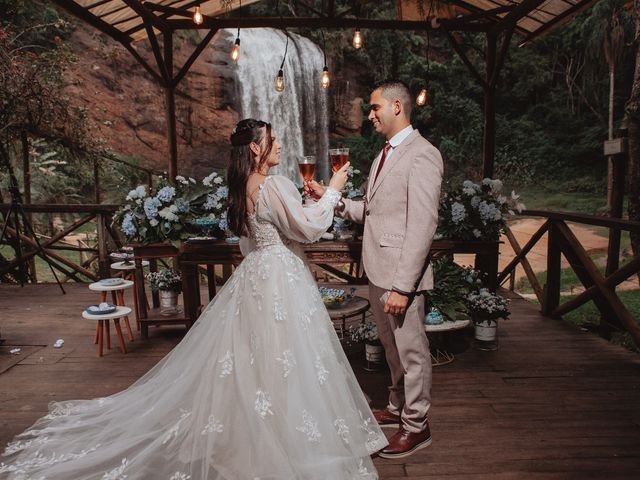 O casamento de Francis  e Débora  em Lagoinha, São Paulo Estado 9