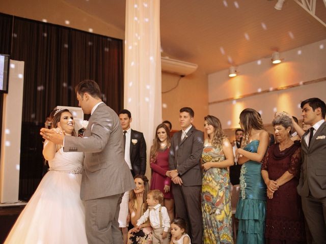 O casamento de Andre e Glena em Curitiba, Paraná 103