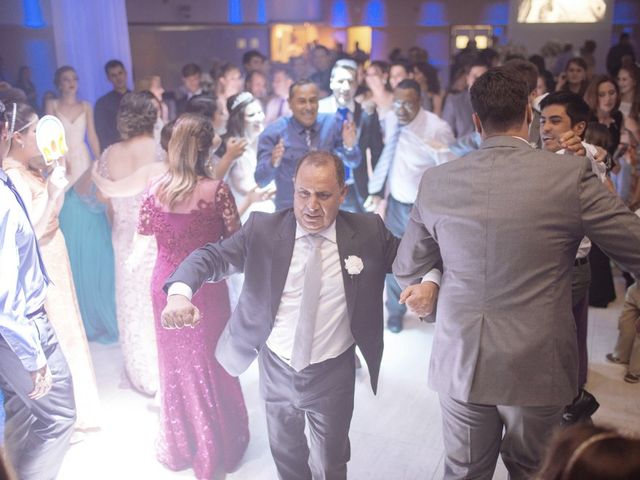 O casamento de Andre e Glena em Curitiba, Paraná 111