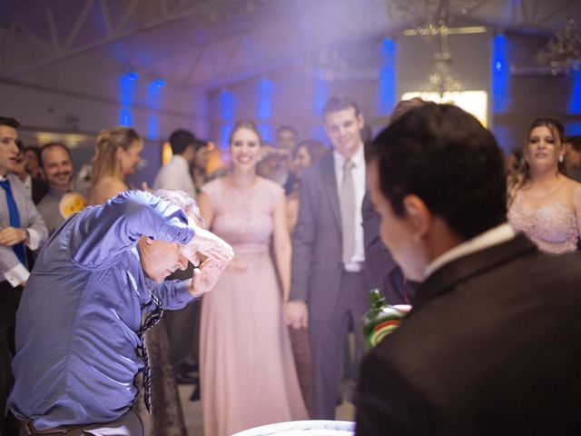 O casamento de Andre e Glena em Curitiba, Paraná 114