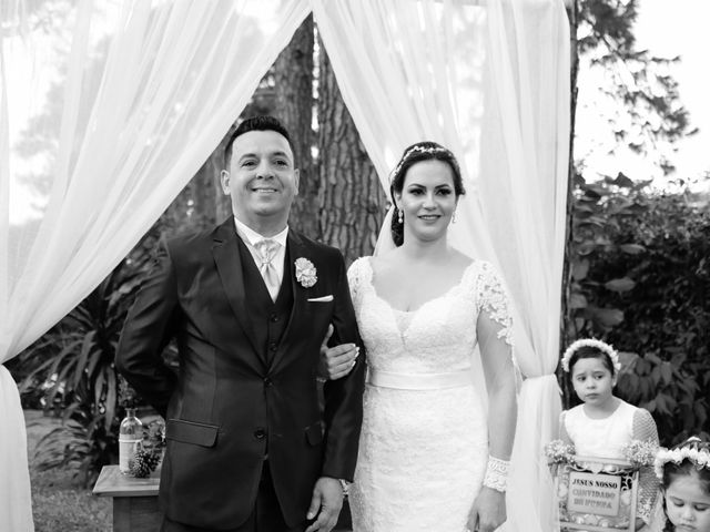 O casamento de Douglas e Valmiria em Cotia, São Paulo Estado 68