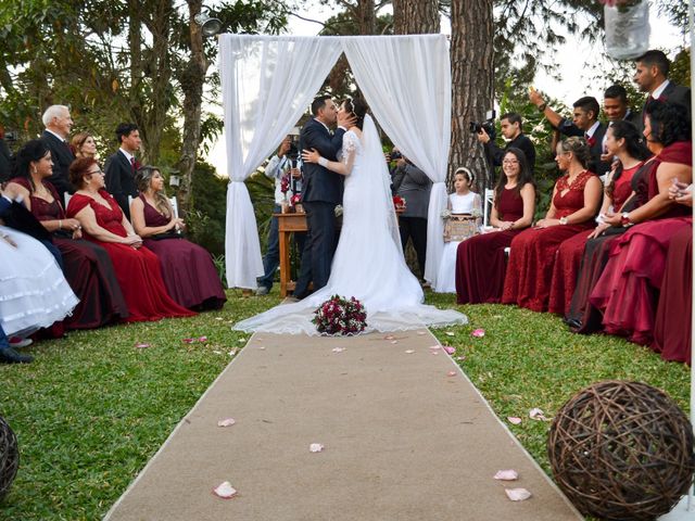 O casamento de Douglas e Valmiria em Cotia, São Paulo Estado 79