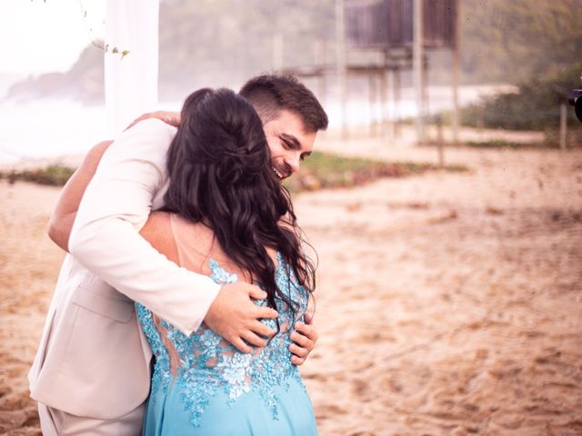 O casamento de Ramon e Vivian em Ubatuba, São Paulo Estado 43