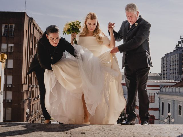 O casamento de Sadoval e Luiza em Porto Alegre, Rio Grande do Sul 13