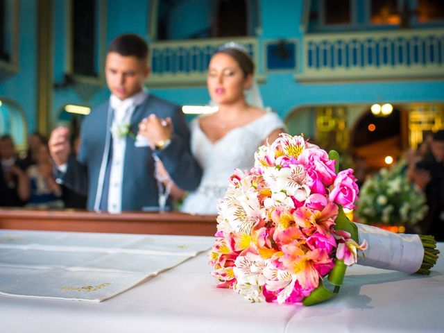 O casamento de Filipe e Amanda em São Gonçalo, Rio de Janeiro 23