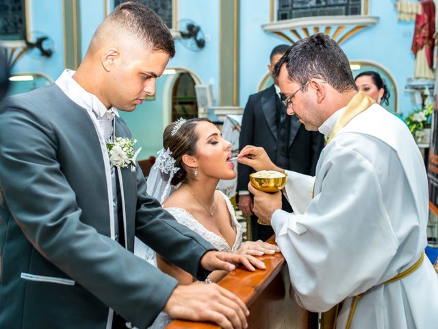 O casamento de Filipe e Amanda em São Gonçalo, Rio de Janeiro 24
