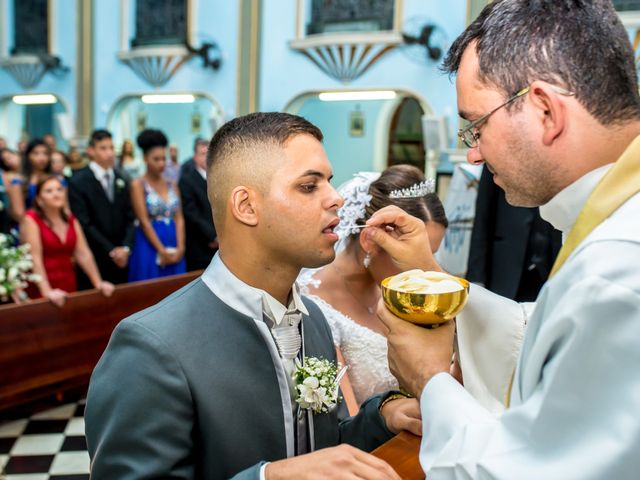 O casamento de Filipe e Amanda em São Gonçalo, Rio de Janeiro 25