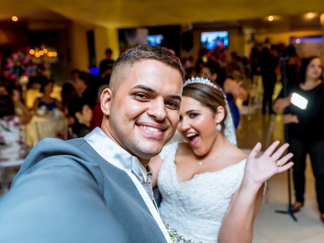 O casamento de Filipe e Amanda em São Gonçalo, Rio de Janeiro 34