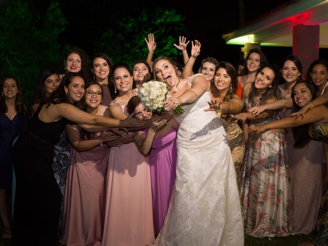 O casamento de Leandro e Viviane em Camaragibe, Pernambuco 74