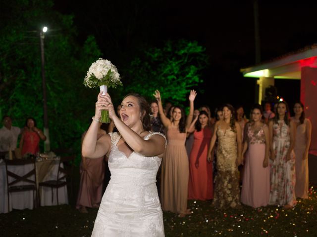 O casamento de Leandro e Viviane em Camaragibe, Pernambuco 76