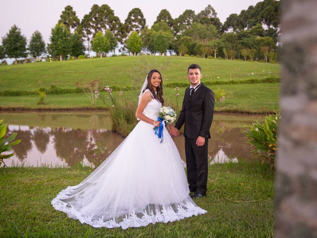 O casamento de Stefany e Jhonison em Curitiba, Paraná 84