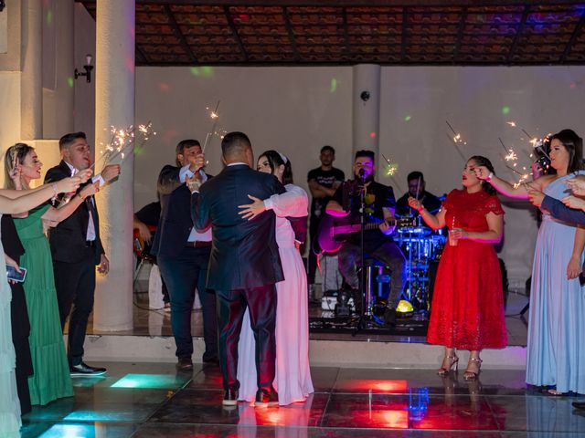 O casamento de Alisson e Renata em Fortaleza, Ceará 53