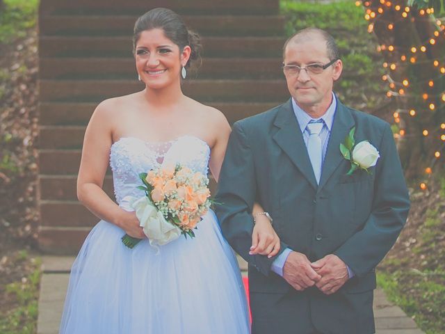 O casamento de Jardiel e Adriana em Caxias do Sul, Rio Grande do Sul 12