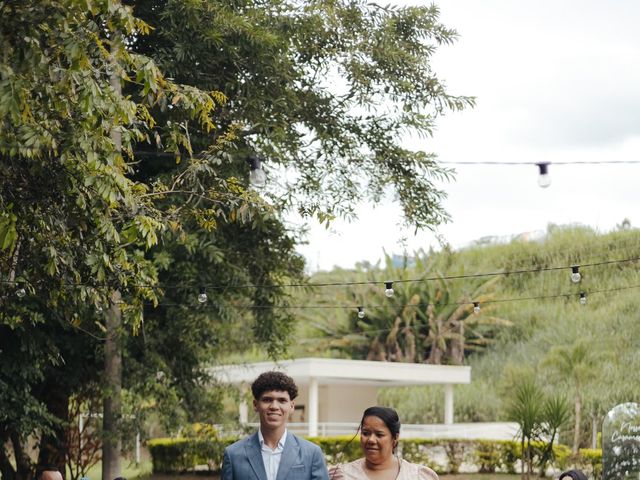 O casamento de Renan e Carol em Araçariguama, São Paulo Estado 15