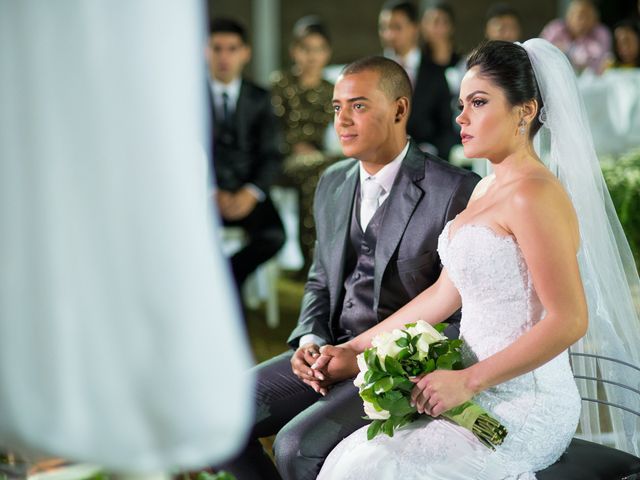 O casamento de Daniel e Gabriela em Patos de Minas, Minas Gerais 23