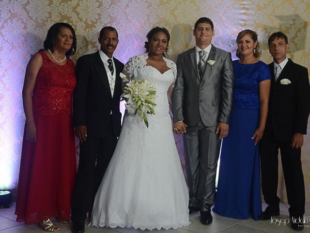 O casamento de Rafael e Débora em Lauro de Freitas, Bahia 36