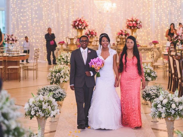 O casamento de Bruno e Thaciane em Gama, Distrito Federal 32