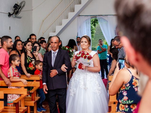 O casamento de Claudio e Daiana em Capetinga, Minas Gerais 12