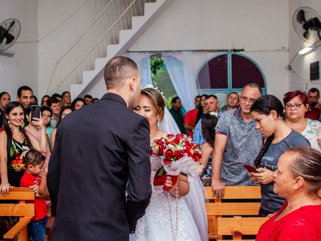 O casamento de Claudio e Daiana em Capetinga, Minas Gerais 13