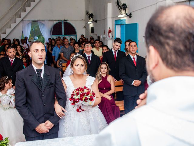 O casamento de Claudio e Daiana em Capetinga, Minas Gerais 15