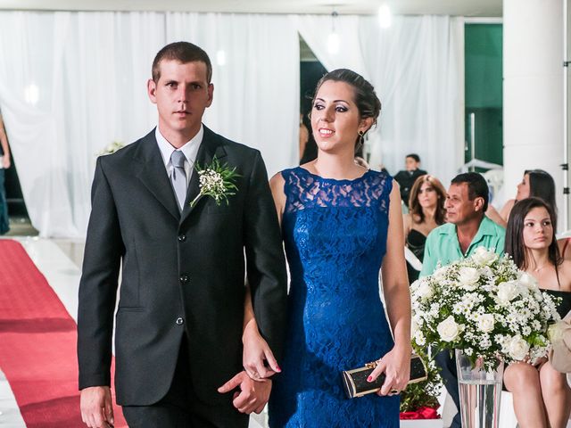 O casamento de Eli Jr e Elisangela em Piúma, Espírito Santo 22