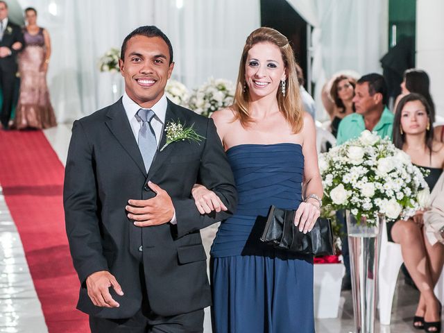 O casamento de Eli Jr e Elisangela em Piúma, Espírito Santo 31