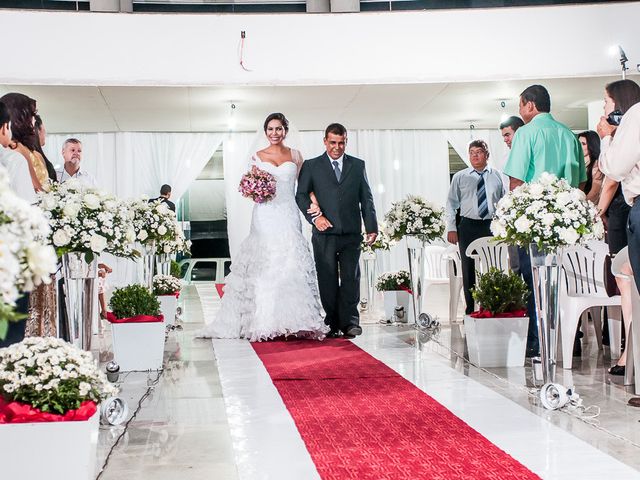 O casamento de Eli Jr e Elisangela em Piúma, Espírito Santo 40