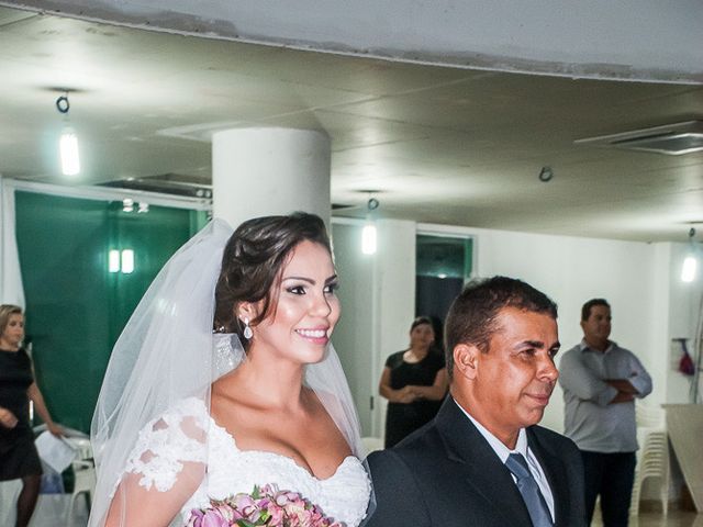 O casamento de Eli Jr e Elisangela em Piúma, Espírito Santo 43