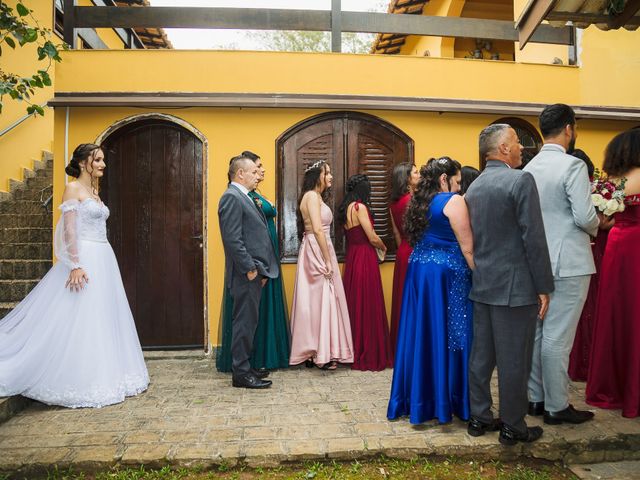 O casamento de Guilherme e Elyfas em Cotia, São Paulo Estado 35