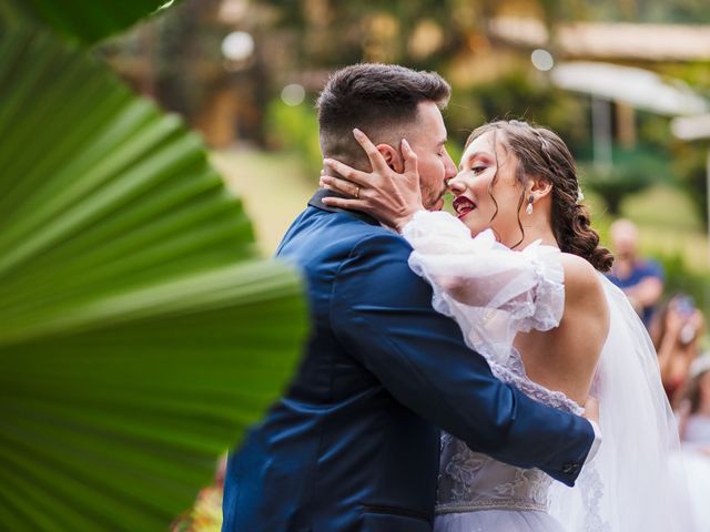 O casamento de Guilherme e Elyfas em Cotia, São Paulo Estado 69