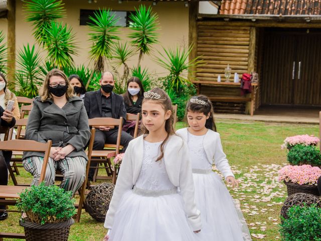 O casamento de Douglas e Pamela em Colombo, Paraná 26