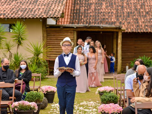 O casamento de Douglas e Pamela em Colombo, Paraná 46