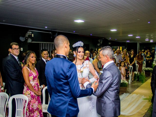 O casamento de Emilly e Marlon em Contagem, Minas Gerais 17