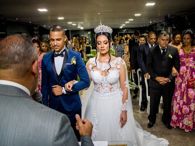 O casamento de Emilly e Marlon em Contagem, Minas Gerais 19