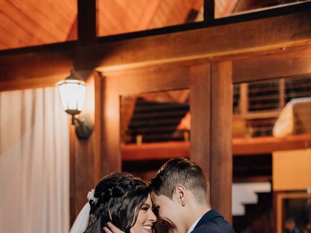O casamento de Amanda e Eduarda em Curitiba, Paraná 32