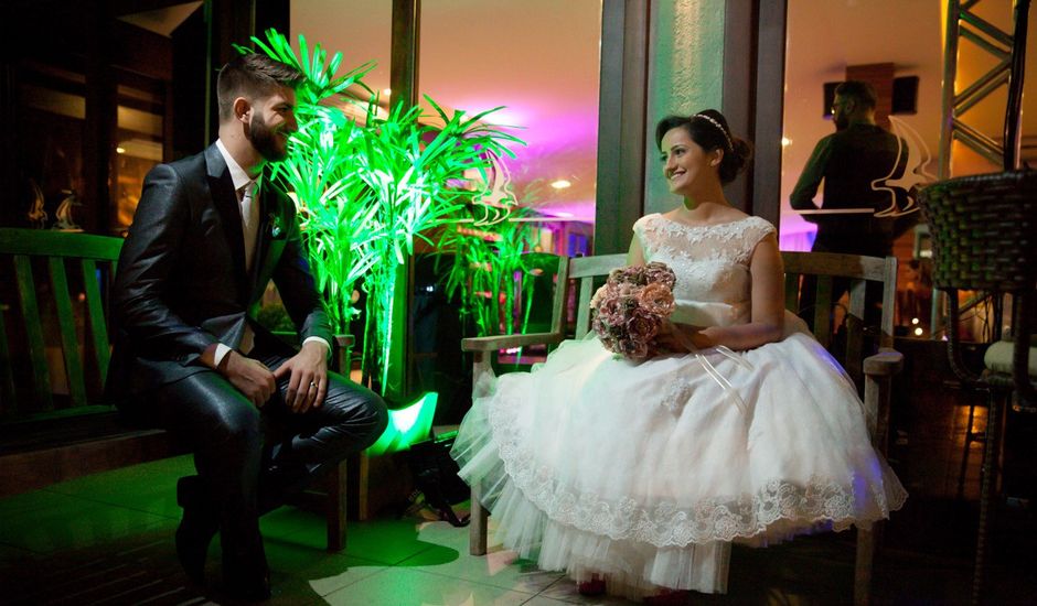 O casamento de Vitor e Isabela em Joinville, Santa Catarina