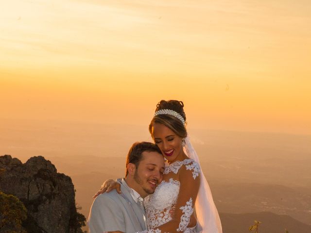 O casamento de Rafael e Isabel em Belo Horizonte, Minas Gerais 26